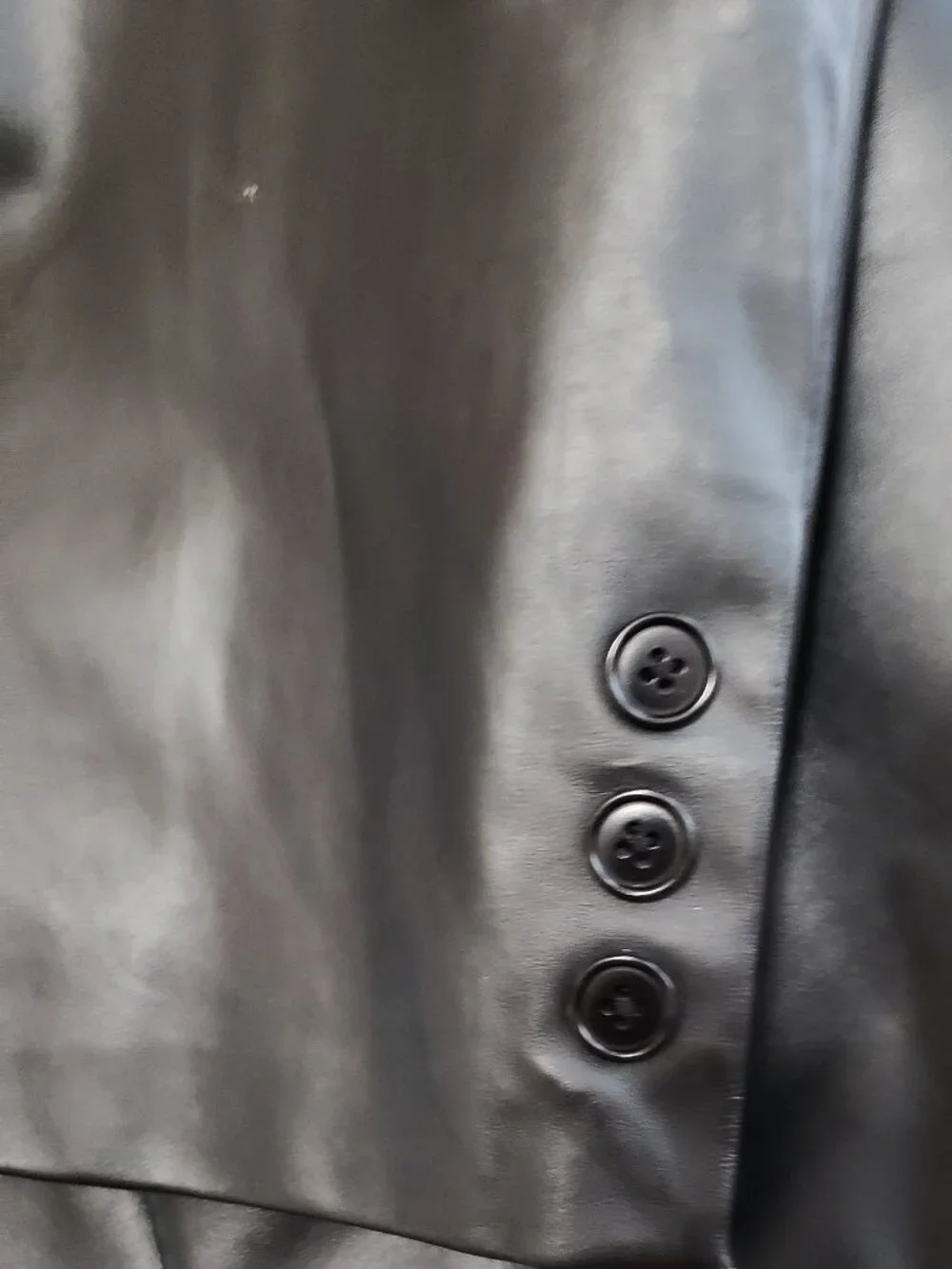New Gap Men’s Size M Black 100% Genuine Leather Lining 3-Button Blazer/Jacket